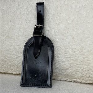 Louis Vuitton Black Leather Travel Tag (H.M. Initial)